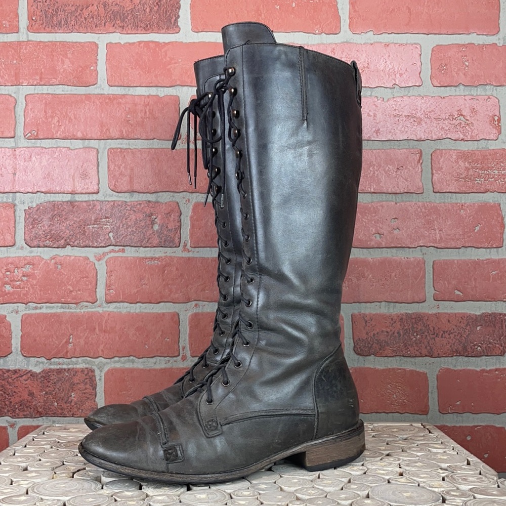 Charles David Regiment Gray Distressed Leather Lace Up Knee High Combat Boot 5.5